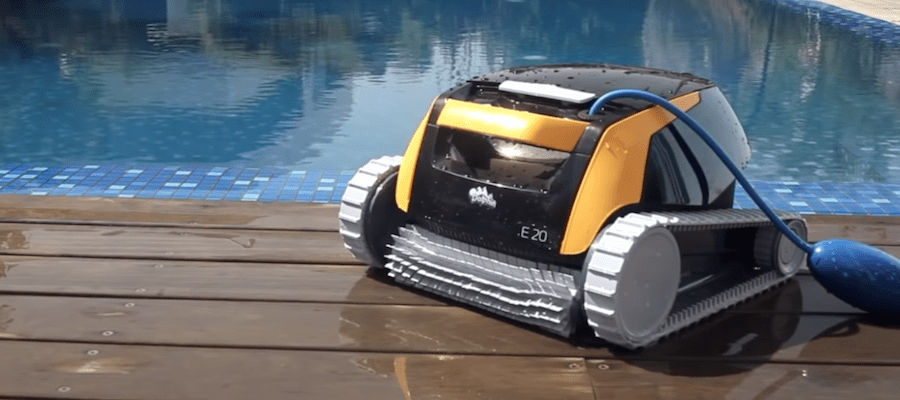 Los Mejores Robots Limpiafondos para Piscinas en 2024